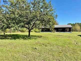 20155 Farm To Market 92 S, Spurger, TX 77660