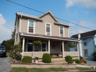 80 High St, Montgomery, PA 17752