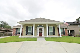 109 Shirley St, Belle Chasse, LA 70037