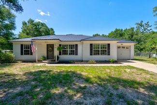 4236 Edge Perry Rd, Crestview, FL 32539