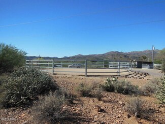 19301 E Saguaro Dr Unit 1074, Black Canyon City, AZ 85324