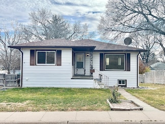 510 W 10th St, Ogallala, NE 69153