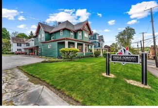 334 E State St, Sharon, PA 16146
