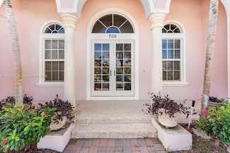 705 Ocean Dr, Juno Beach, FL 33408