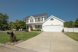 890 Home Park Dr, Saint Peters, MO 63376