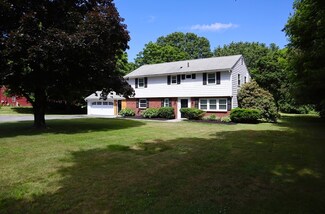 237 River Rd, Andover, MA 01810