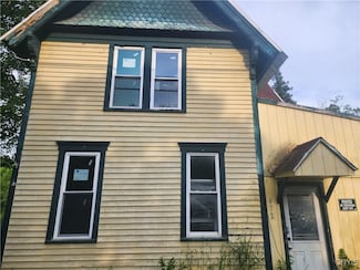 472 Main St, Cold Brook, NY 13324