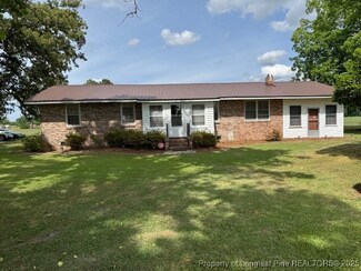 666 Faith Rd, Pembroke, NC 28372