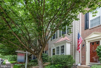 12423 Selkirk Cir, Bristow, VA 20136