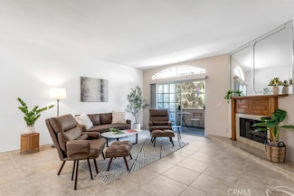 3284 Barham Blvd Unit 201, Los Angeles, CA 90068