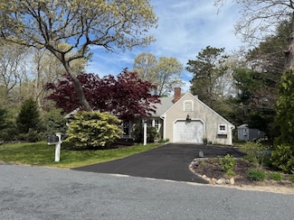 3 Arthur Ln, Yarmouth Port, MA 02675