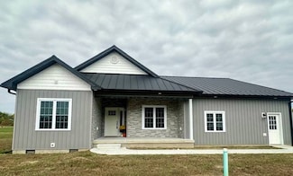 505 E Iowa St, Oblong, IL 62449