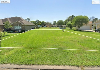 3510 12th St, Bay City, TX 77414