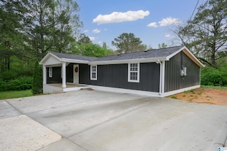 6101 Johns Rd, Bessemer, AL 35023