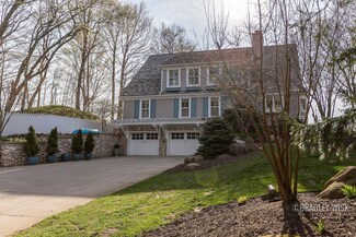 6179 Lakeshore Dr, West Olive, MI 49460