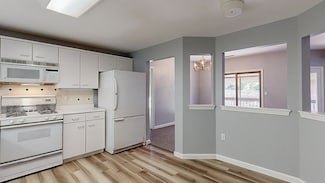 770 Salisbury St Unit 577, Worcester, MA 01609