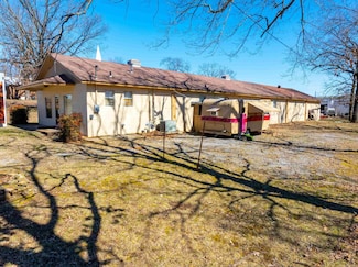 105 Chamblee Dr, Batesville, AR 72501