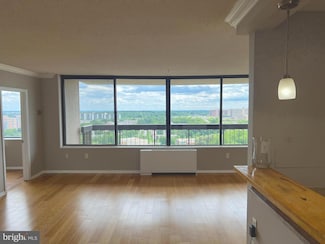 3705 S George Mason Dr Unit 1907S, Falls Church, VA 22041