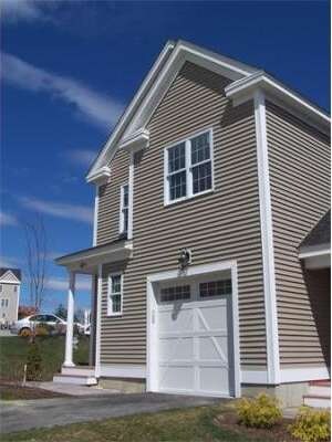 44 Longview Cir, Ayer, MA 01432