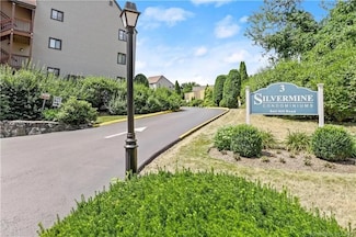 3 Seir Hill Rd Unit G3, Norwalk, CT 06850