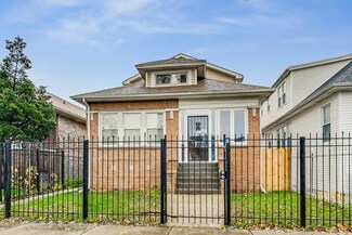 4843 W Kamerling Ave, Chicago, IL 60651