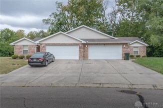 320 Glenside Ct, Dayton, OH 45426
