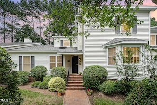 384 Lyndfield Close W, Pittsboro, NC 27312