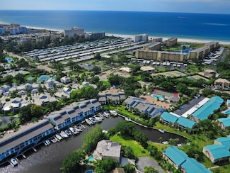 1255 Dockside Place Unit 211, Sarasota, FL 34242