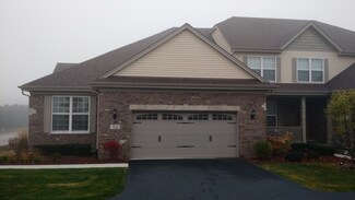 754 E Oliviabrook Dr, Oakbrook Terrace, IL 60181