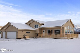 8327 E Alpine Meadow Dr, Wasilla, AK 99654