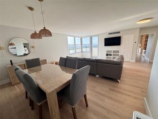 2899 Collins Ave Unit 1212, Miami Beach, FL 33140