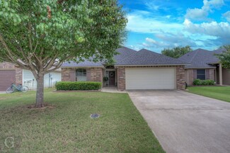 3707 Sabine Pass Dr, Bossier City, LA 71111