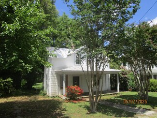 1402 12th St, Victoria, VA 23974