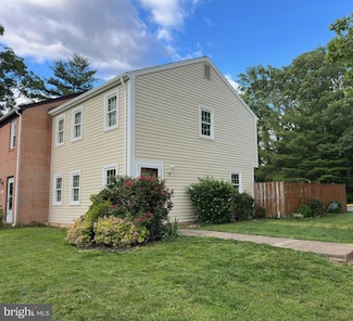 7726 Matisse Way, Springfield, VA 22153