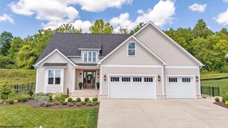 111 White Pines Dr, Morgantown, WV 26508