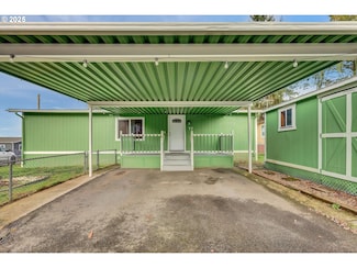 23200 NE Sandy Blvd Unit 77, Wood Village, OR 97060