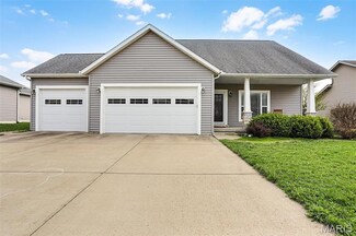 412 Pheasant Ct, Worden, IL 62097