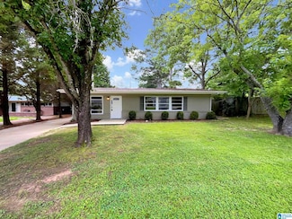 128 Woodside Dr, Irondale, AL 35210