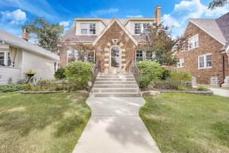 408 Shenstone Rd, Riverside, IL 60546