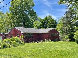 14849 Whitney Rd, Strongsville, OH 44136