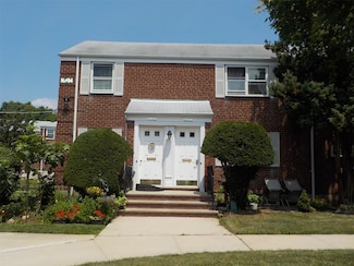263-32 73rd Ave Unit E-1, Glen Oaks, NY 11004