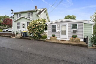 1319 Read St, Somerset, MA 02726