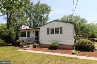 16 Spring Garden St, Lindenwold, NJ 08021