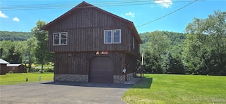 5751 Clark Rd, Great Valley, NY 14741