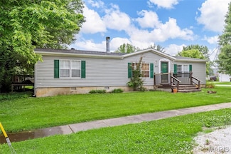 382 W Lincoln St, Hawk Point, MO 63349