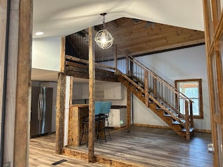 9 Palmer Dr, Pownal, VT 05261