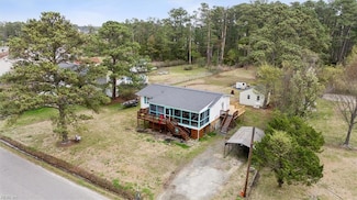 4 Freeman Dr, Poquoson, VA 23662