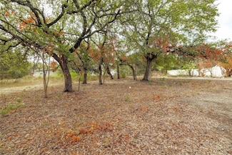 10601 W Lakeview Dr, Jonestown, TX 78645