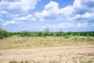 000 Las Pilas Rd, Laredo, TX 78045