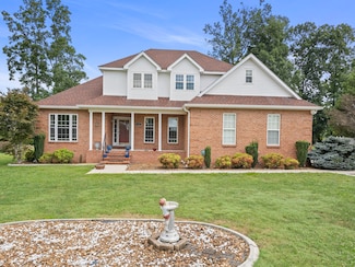 270 Cumberland Oaks Dr, Tullahoma, TN 37388